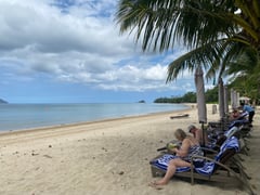 Eco-rehab: El Nido sets bar