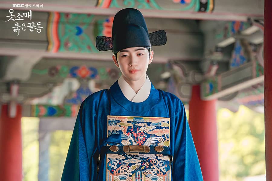 Kang Hoon as Hong Deok-ro.
