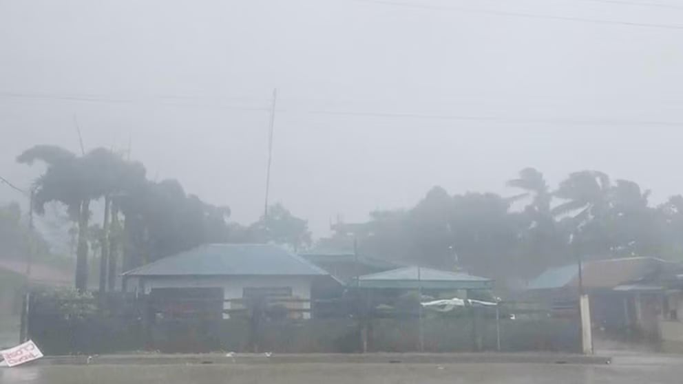 Typhoon 'Matmo' lashes southern China