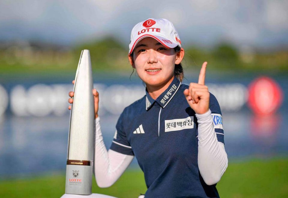 Hwang collects maiden LPGA diadem