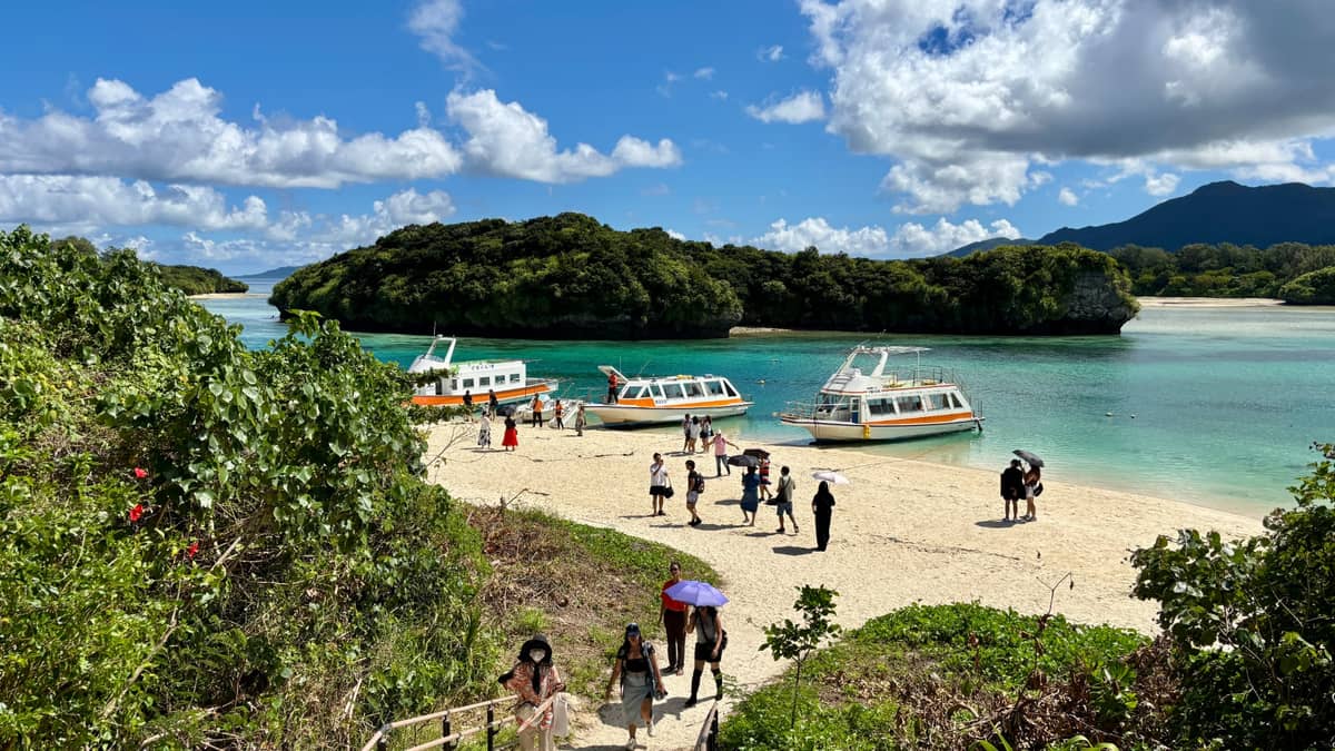 THE cruise highlights included a scenic stop in Ishigaki, where Filipino travelers experienced the island’s beaches and laid-back charm as part of the visa-free itinerary.