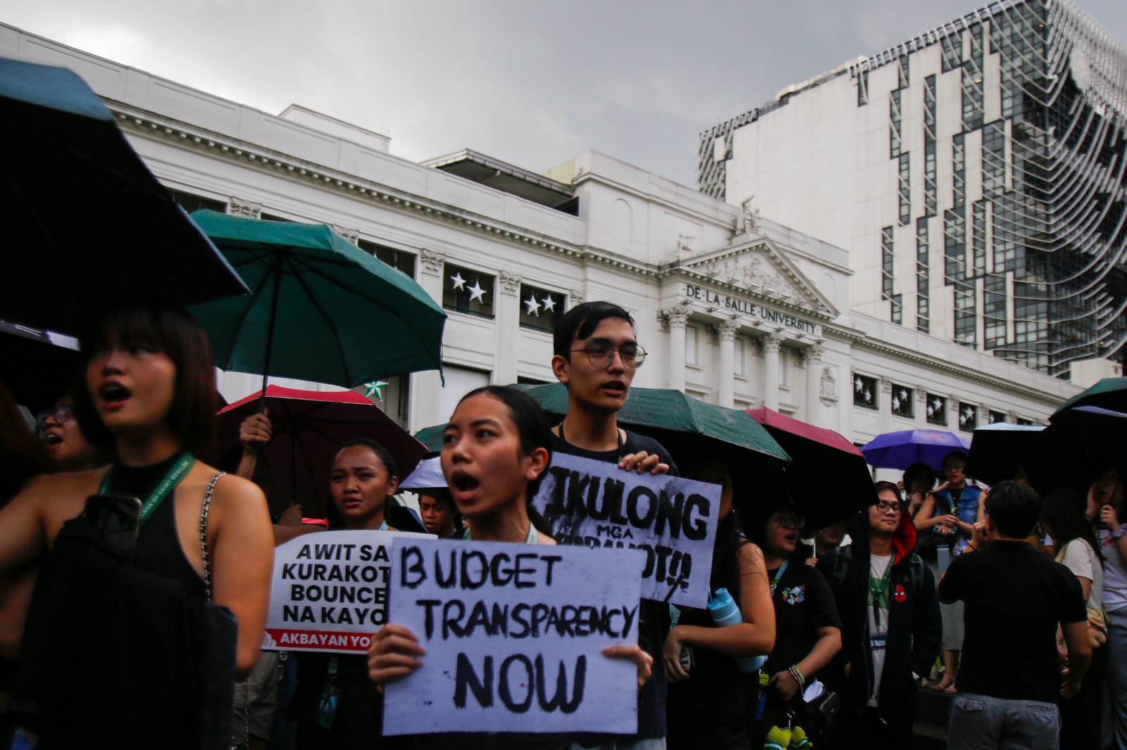 Lasallians gather at the sidewalk of Taft Avenue, Monday afternoon, 06 October 2025, for a protest calling for accountability and justice amid corruption issues hounding the government.