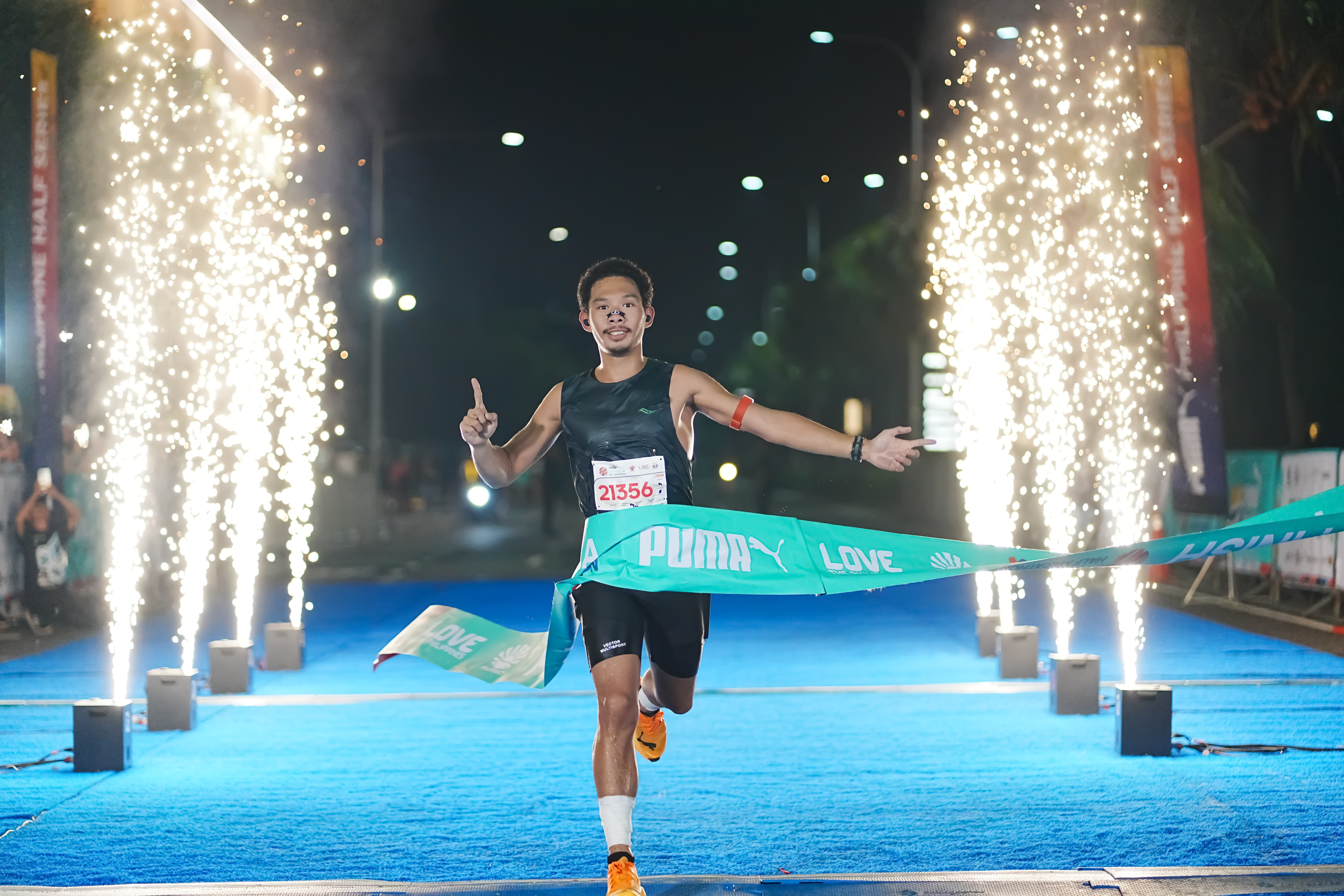 Enriquez, Camacho top Manila Half Marathon 