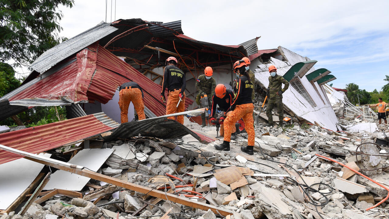 Fear lingers a week after Cebu quake