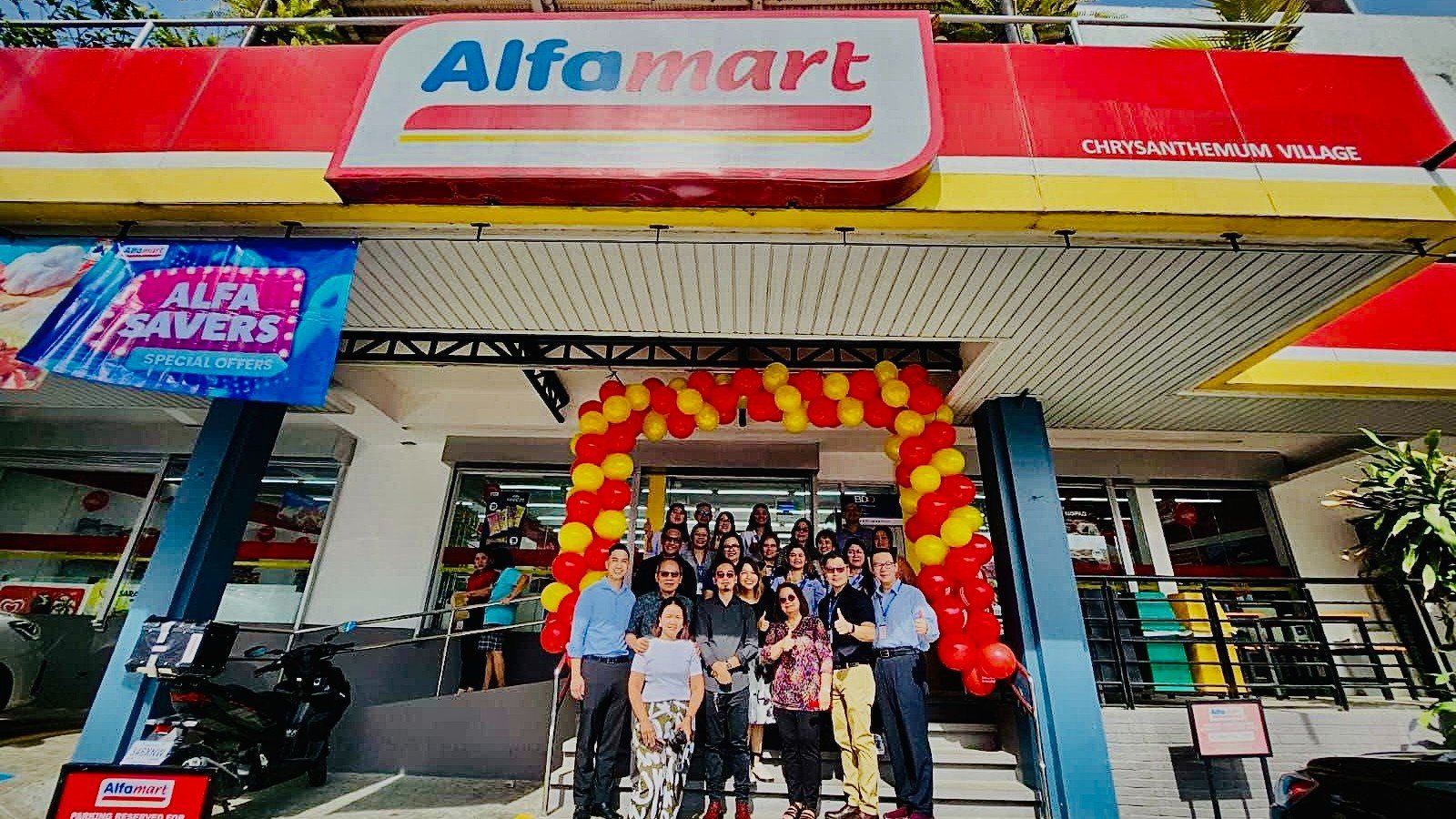 SM launches Alfamart franchising to boost MSME growth