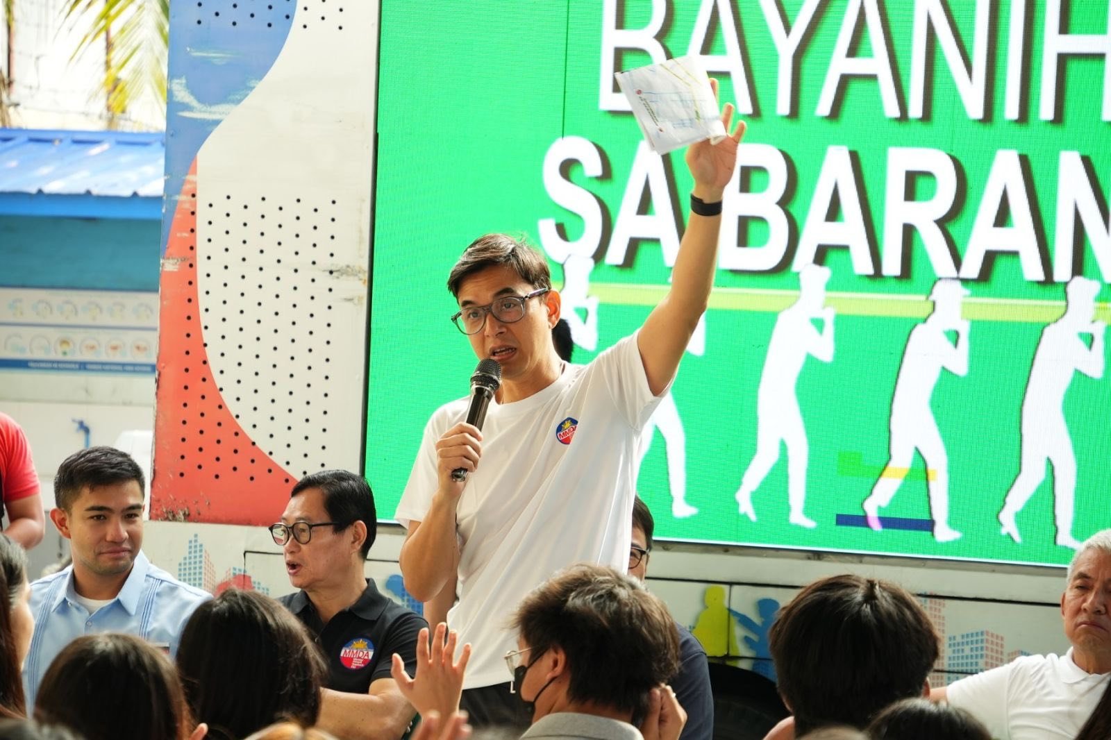 MMDA brings ‘Bayanihan sa Barangay’ clean-up drive to Navotas