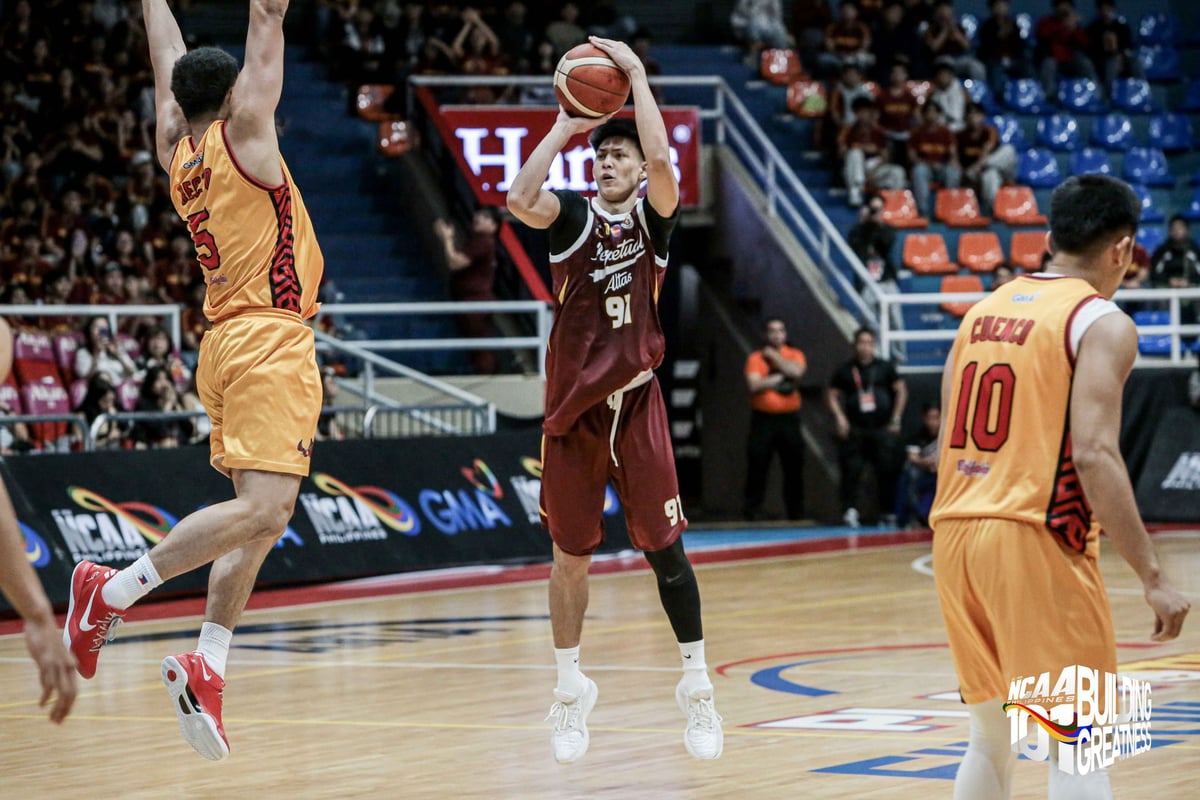Altas rally, shock reigning champs