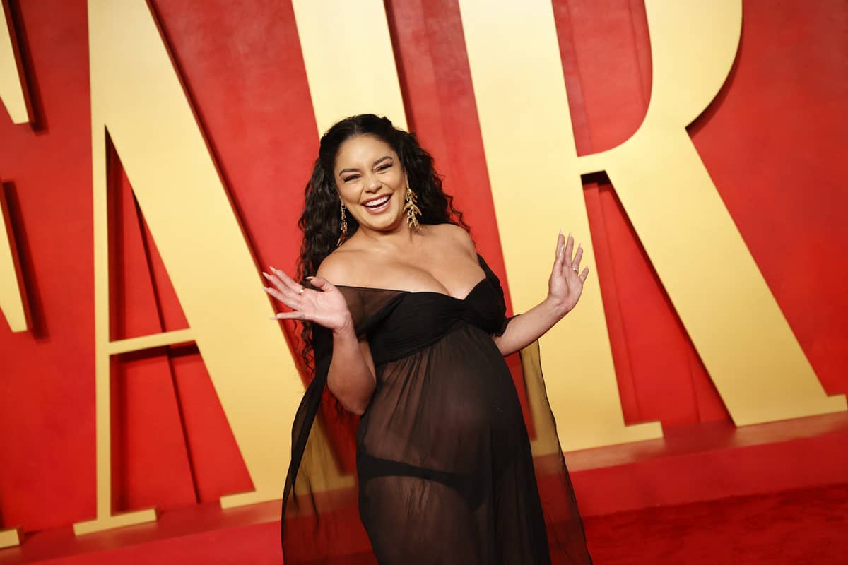 Singer Vanessa Hudgens attends the Vanity Fair Oscars Party at the Wallis Annenberg Center for the Performing Arts in Beverly Hills, California, on 10  March 2024.