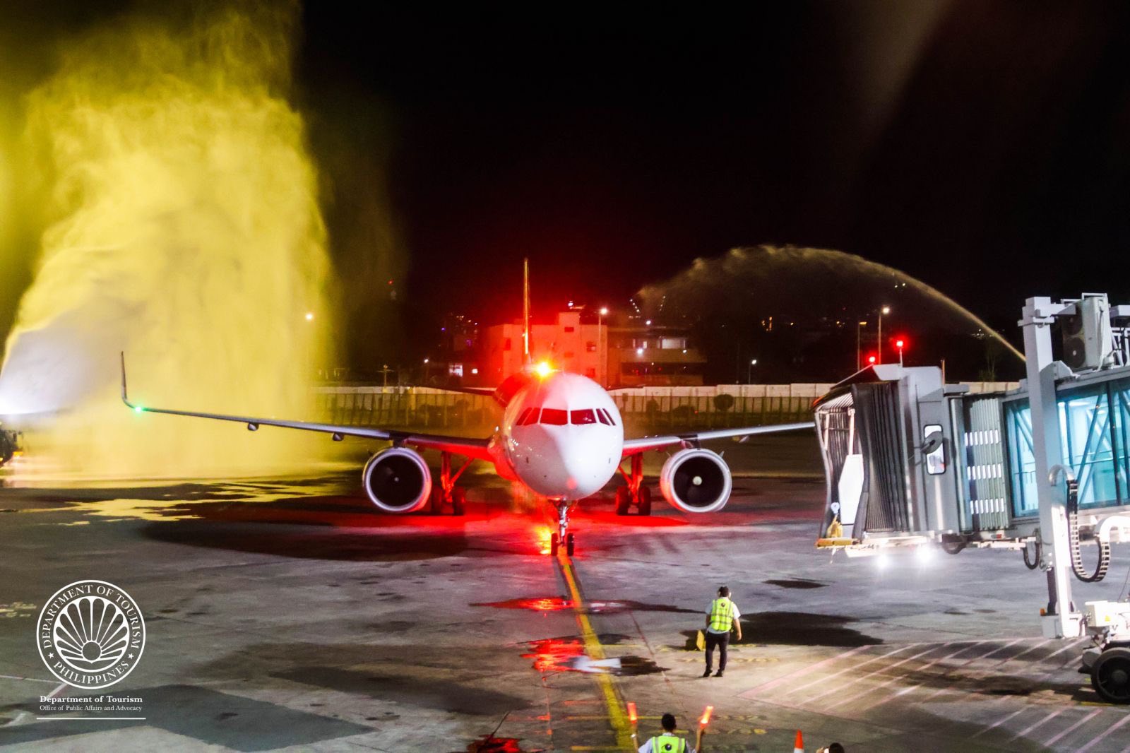 Manila welcomes India's first flyers
