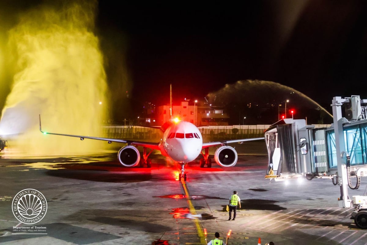 Manila welcomes India's first flyers