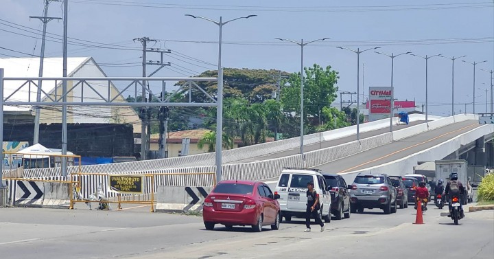 Ungka Flyover sustainsno major damage