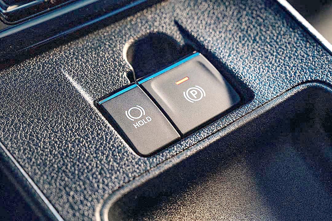 ELECTRONIC parking brake with brake hold comes standard on the hybrid variant.