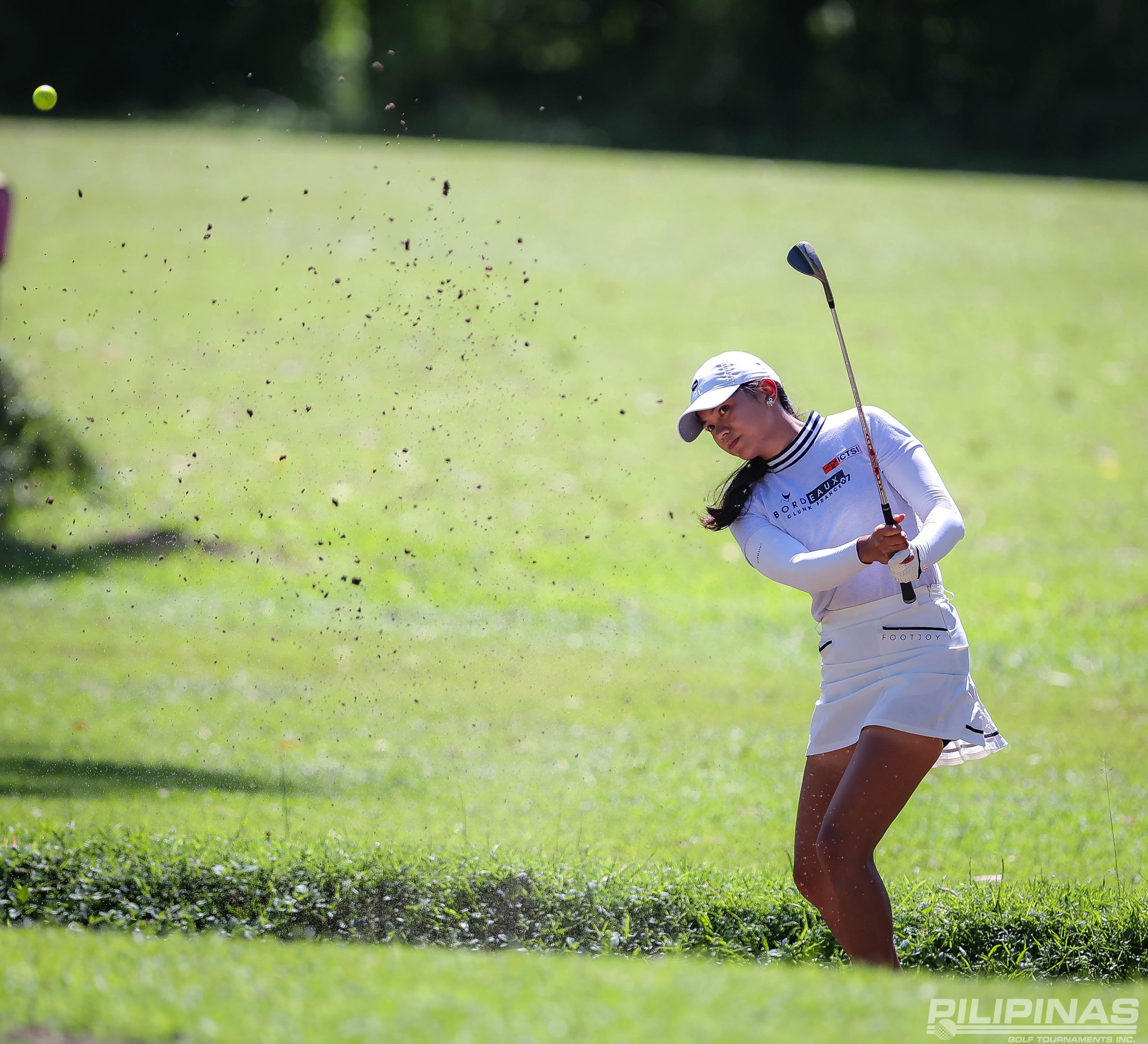 Uy faces solid Del Monte field
