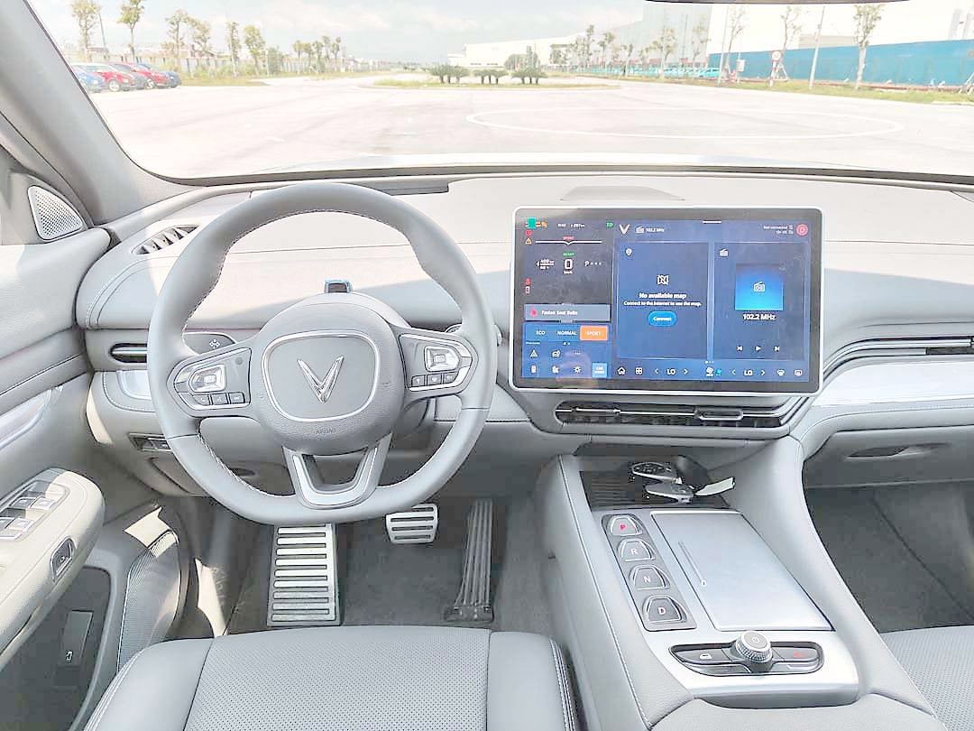 INSIDE the VF 9, the cabin highlights the brand’s focus on technology and clean design.