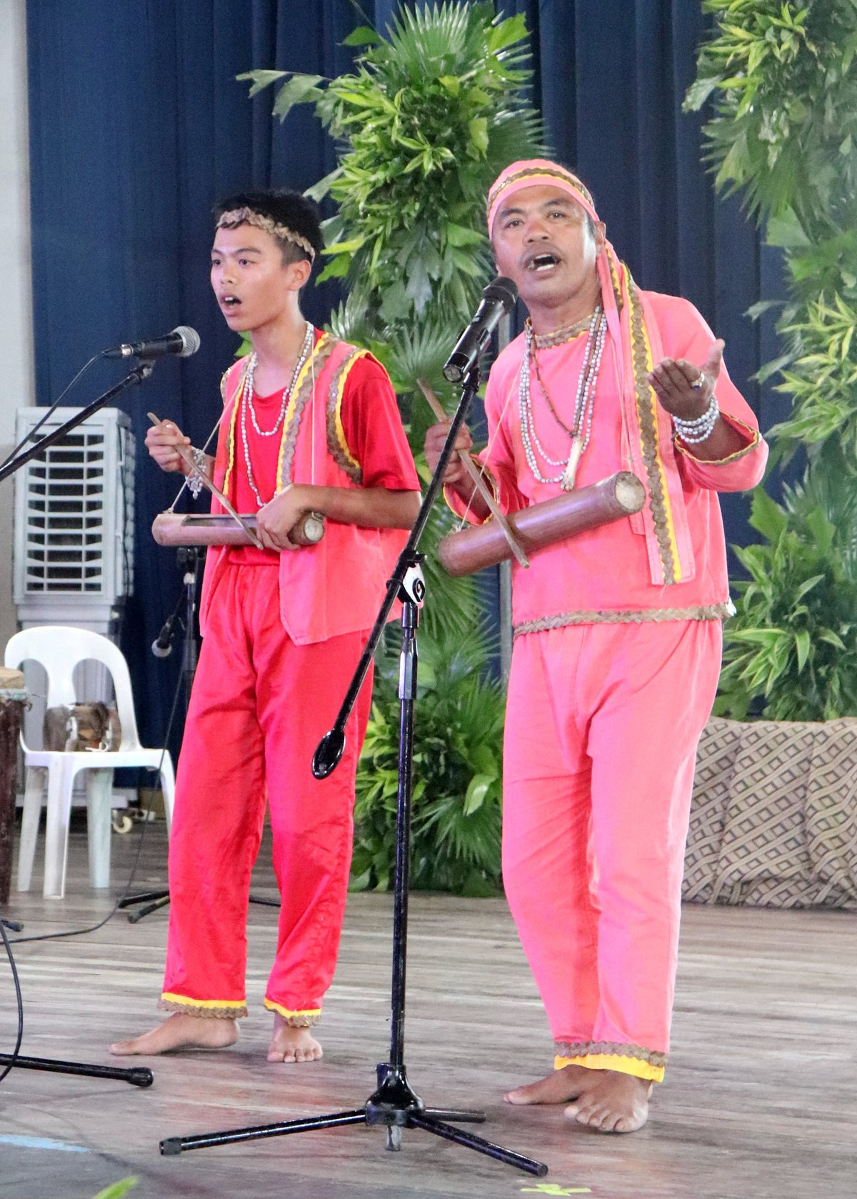 Iraynun Bukidnon performers from Antique.