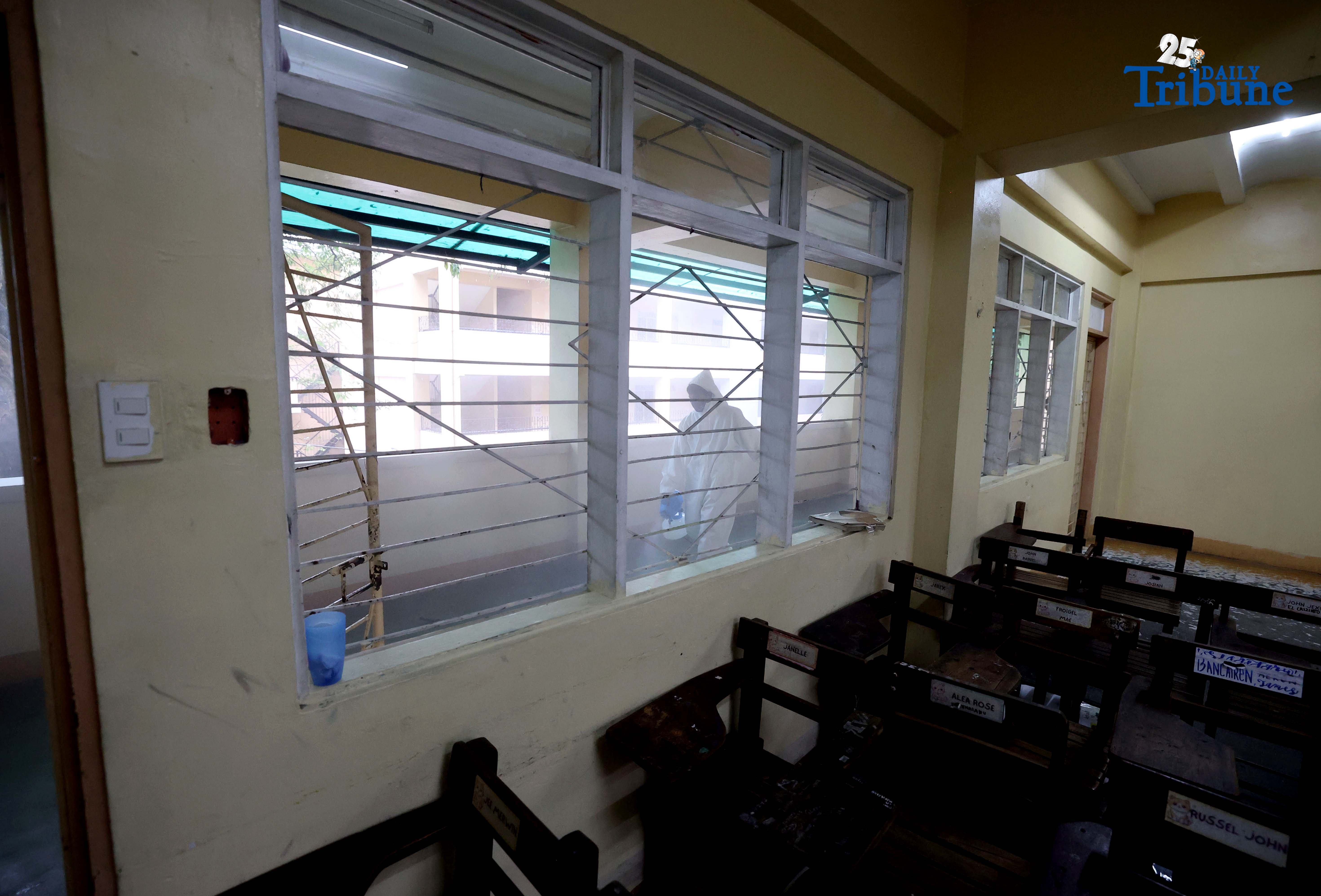 DepEd eyes 4-day in-person school week to ease congestion 