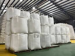 NFA tests 1-ton bag system to cut grain costs