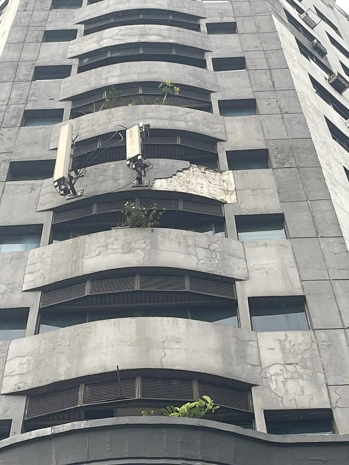 QCPD files charges over Tomas Morato falling debris incident