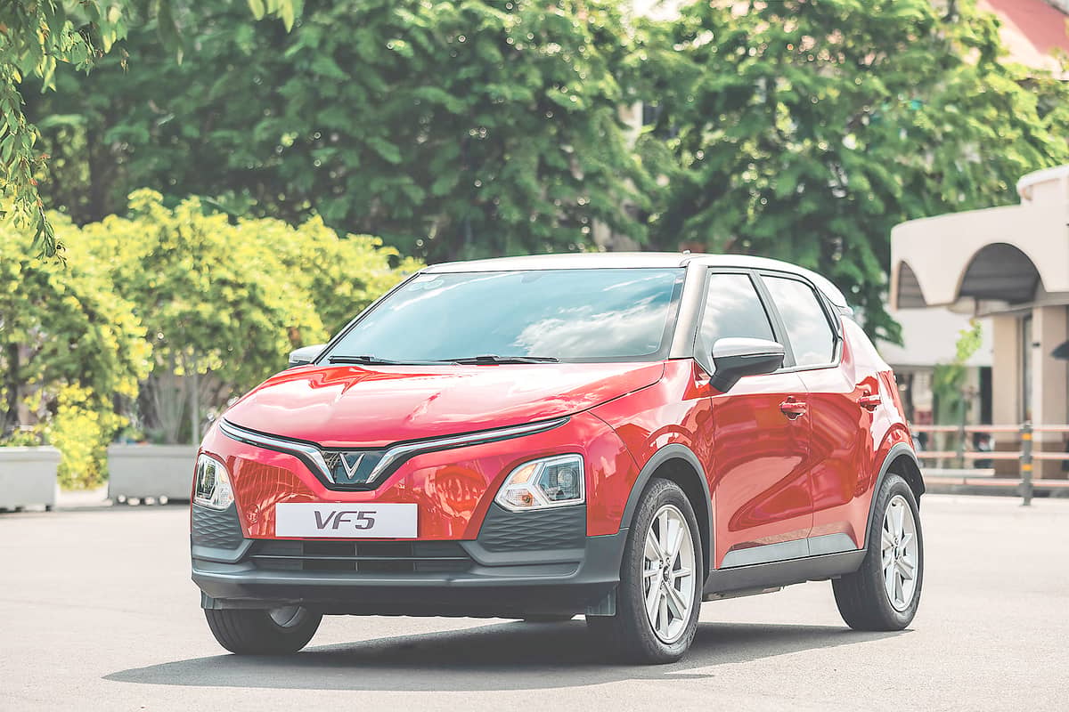 VF 5 is a suitable choice for the majority of Vietnamese users, thanks to its diverse functions.