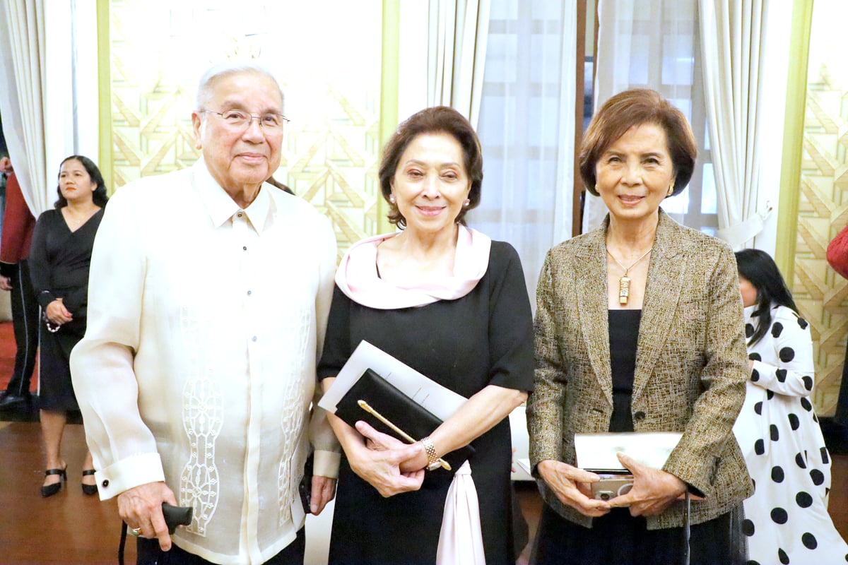 Ambassador Tonet Lagdameo, Linda Lagdameo and Lin Bildner.