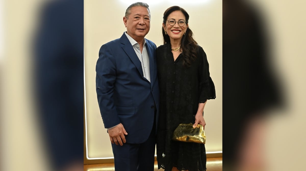 Mario Katigbak, Luxury Concepts Inc. general manager and the featured pianist.