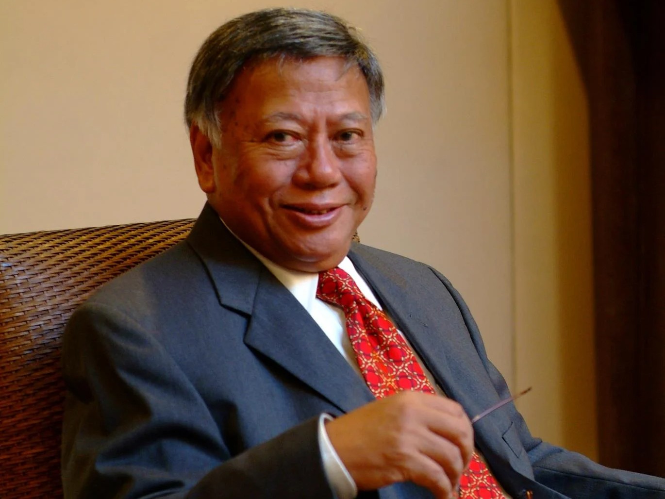 Former SBMA chair Payumo passes away at 88