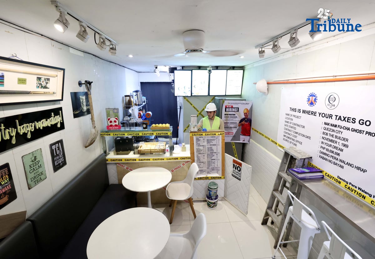 The Nak Nam Fu-Cha Milktea restaurant in Quezon City turned heads with its Halloween display styled after an unfinished “ghost project,” complete with scattered construction materials and caution signs. The eerie setup comes amid public outrage over the ongoing flood control controversy, with an OCTA Research survey showing that 60% of Filipinos expressed anger, 30% felt fear or anxiety, and 9% said they were disappointed or sad.
📸 Photo by Analy Labor