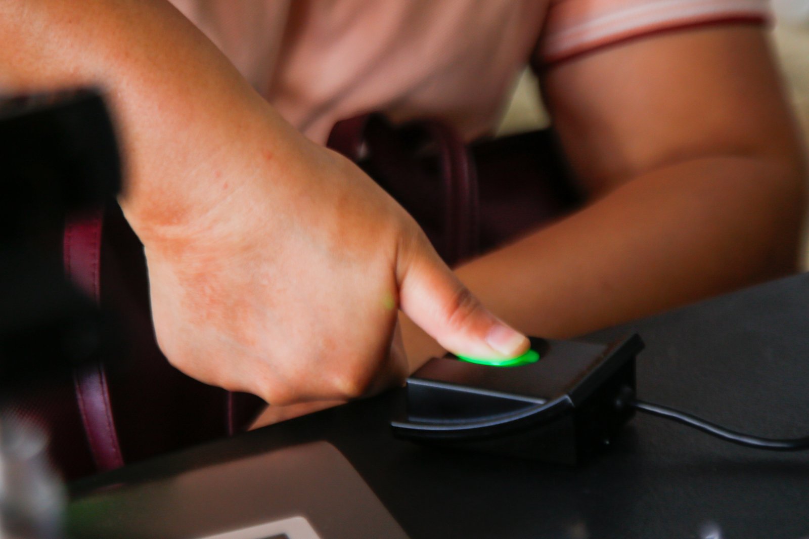 Voters flock to Mabini Hall in Luneta Park, Manila, on 20 October 2025 for the  in preparation for the 2026 barangay and Sangguniang Kabataan elections (BSKE).  Voter registration for the BSKE will be held from Oct. 20 to May 18, 2026.