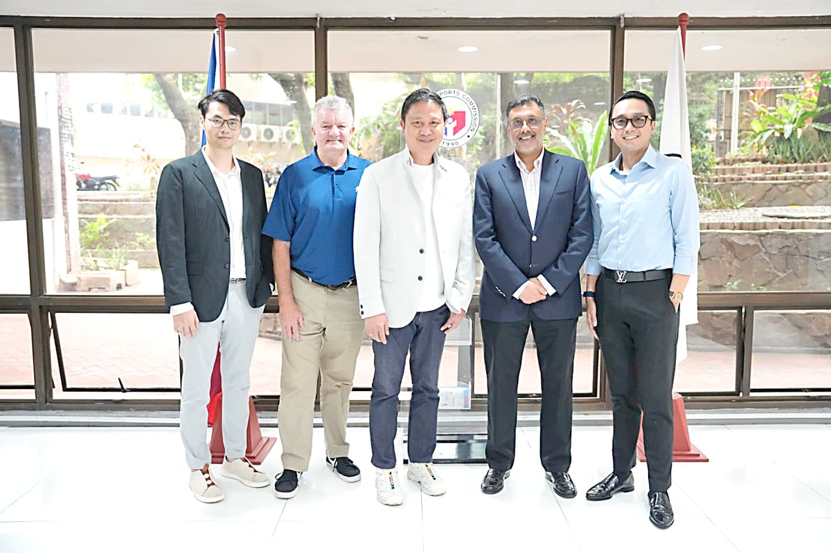 PHILIPPINE Sports Commission chairman Patrick Gregorio (center) pledges his full support to the International Series Philippines presented by BingoPlus during a courtesy visit by key tournament officials Jordan Lam, Pat Janssen, Rahul Singh, and Migs Almeda.