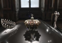 Thieves steal crown jewels in daylight heist at Louvre