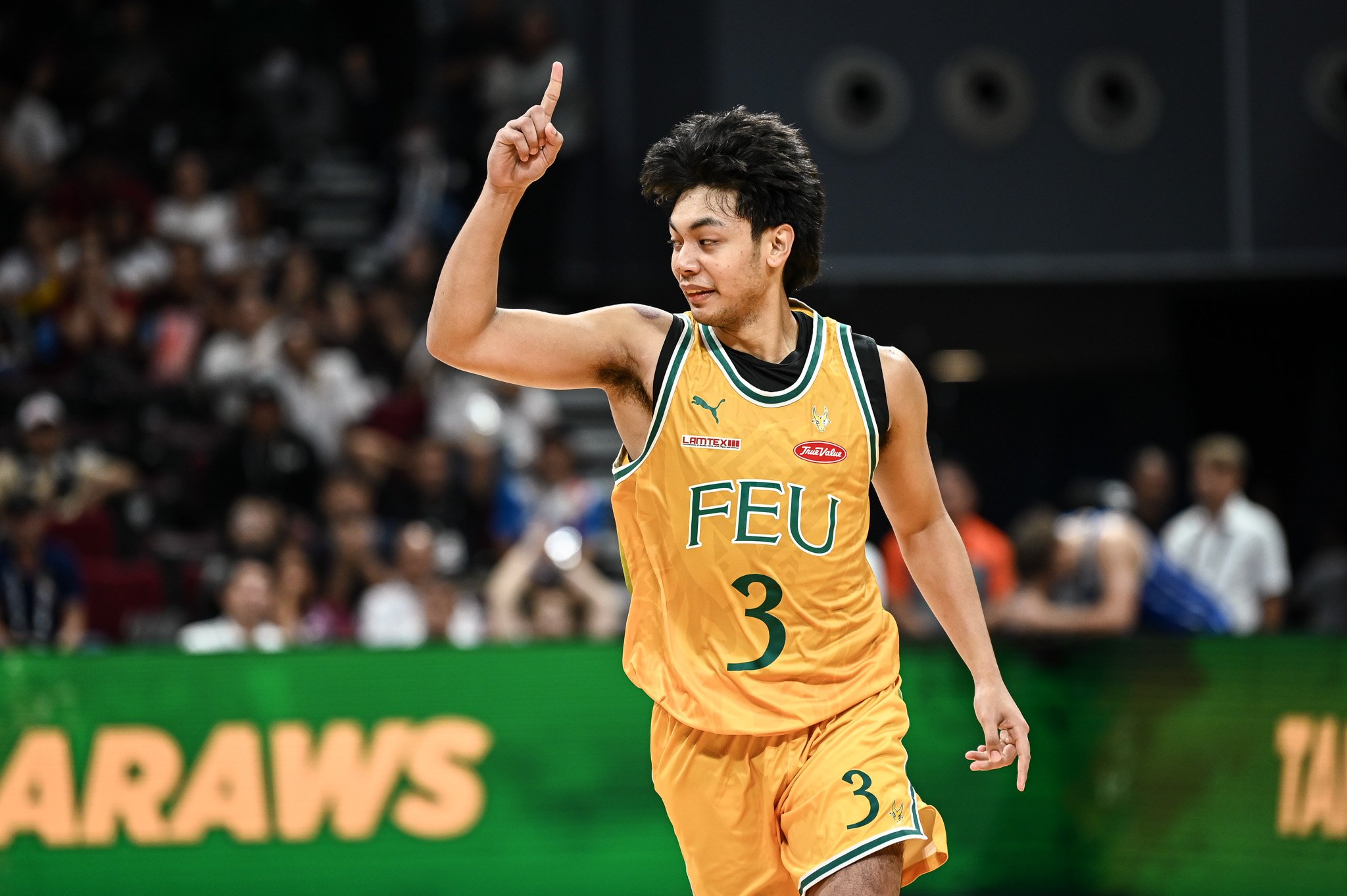 Tamaraws on a roll, shock Blue Eagles