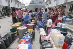 Baseco residents endure prolonged water shortage