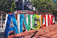 Governor steers clear of Angono land rift