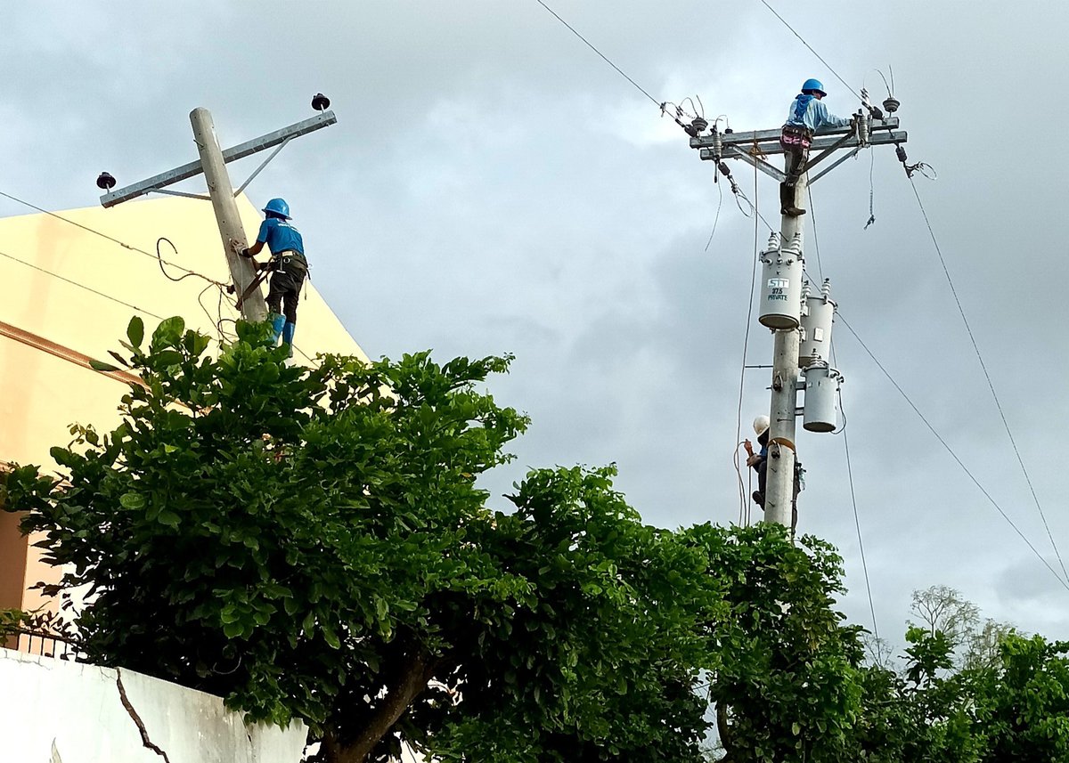 THE Visayas grid regained stability, providing steady electricity
to hospitals, businesses, and households still reeling from the disaster.