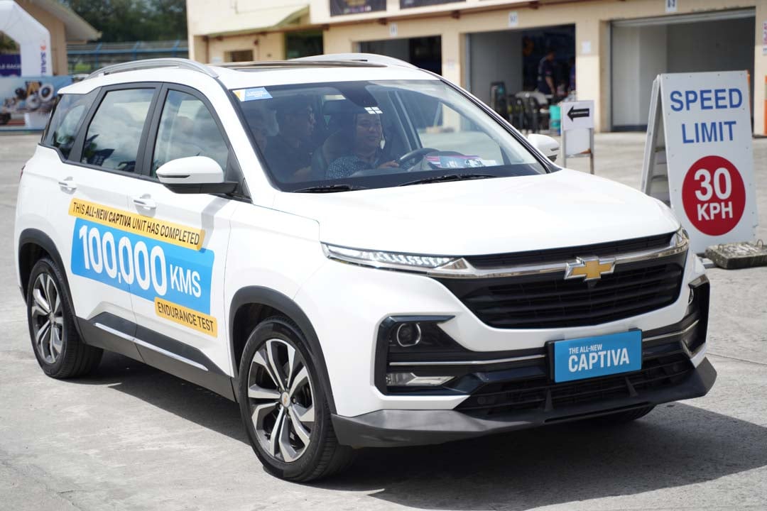 VISITORS take the Chevrolet Captiva for a spin during the festival’s test drive activities.