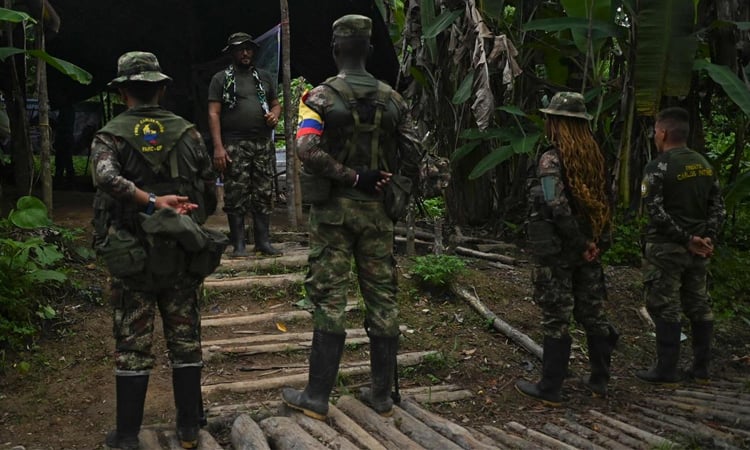 Colombian dissidents vow to 'fight' U.S. invasion