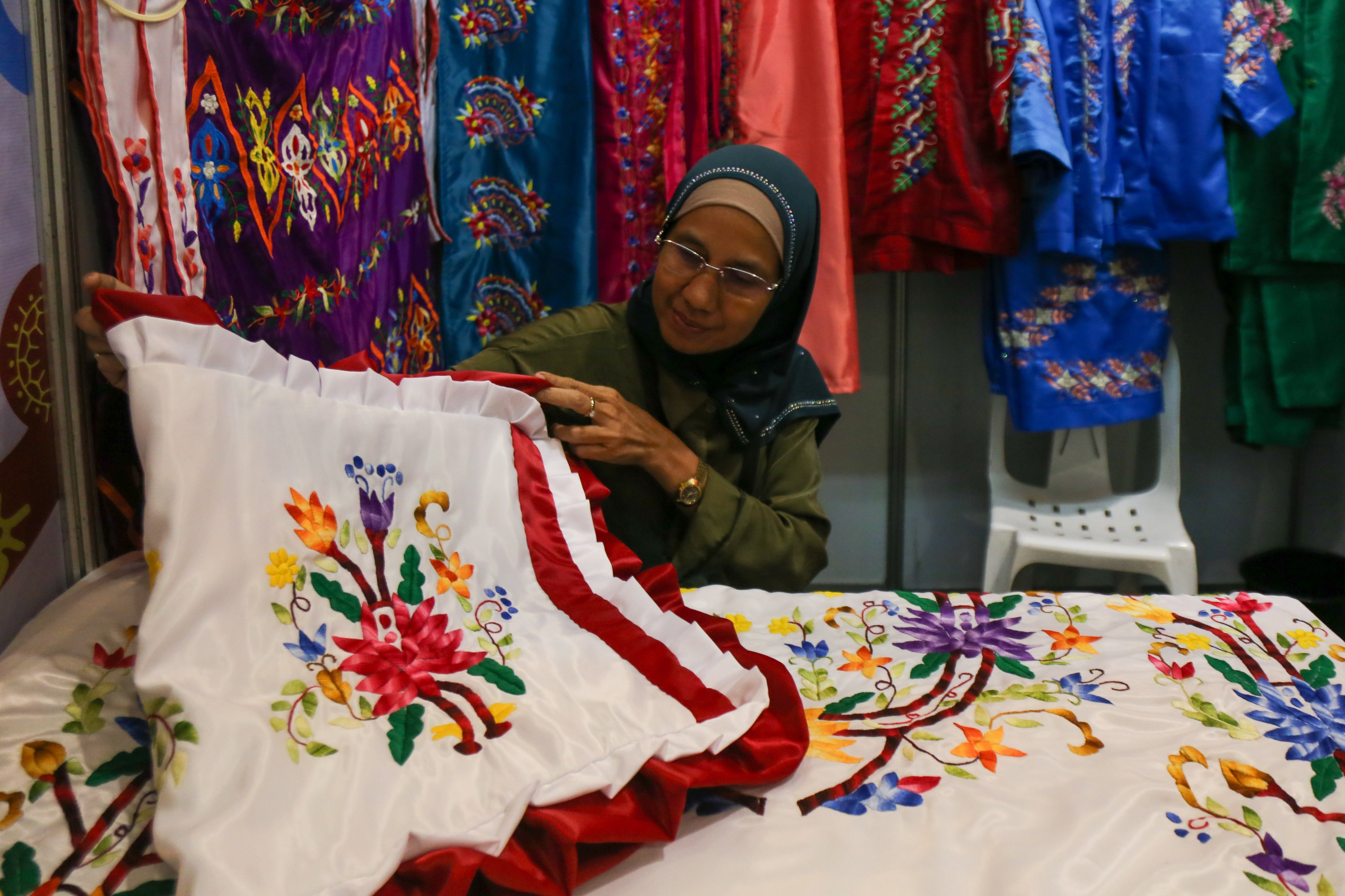National arts and crafts fair