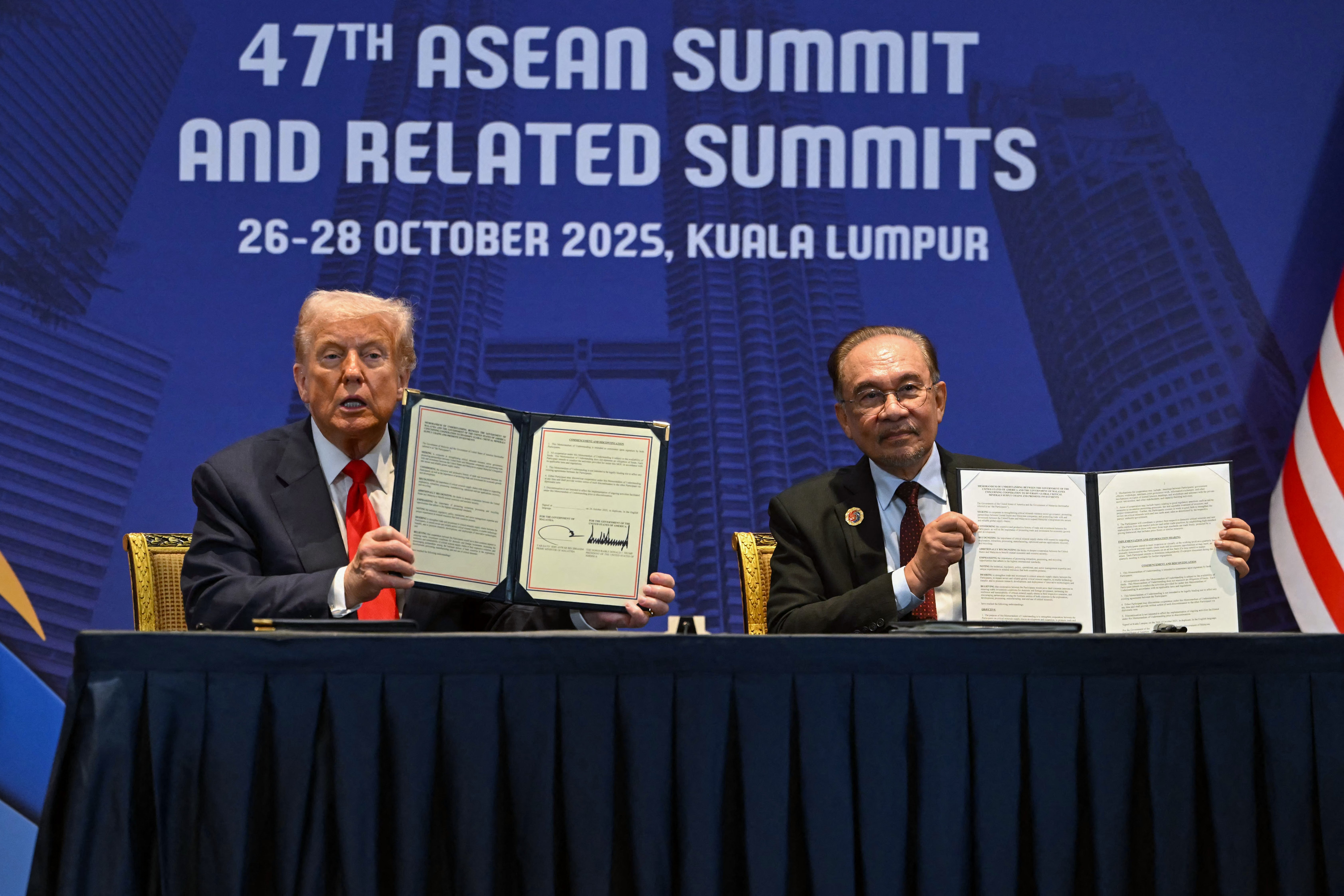 Trump tours Asia: Trade, tweets and a little chaos?