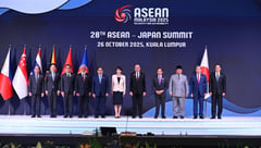 Marcos misses ASEAN-Japan photo op but present in meeting