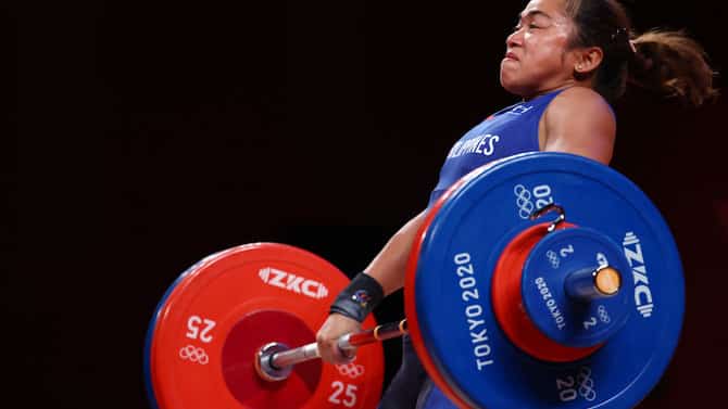 Hidilyn juggles coaching, SEAG prep