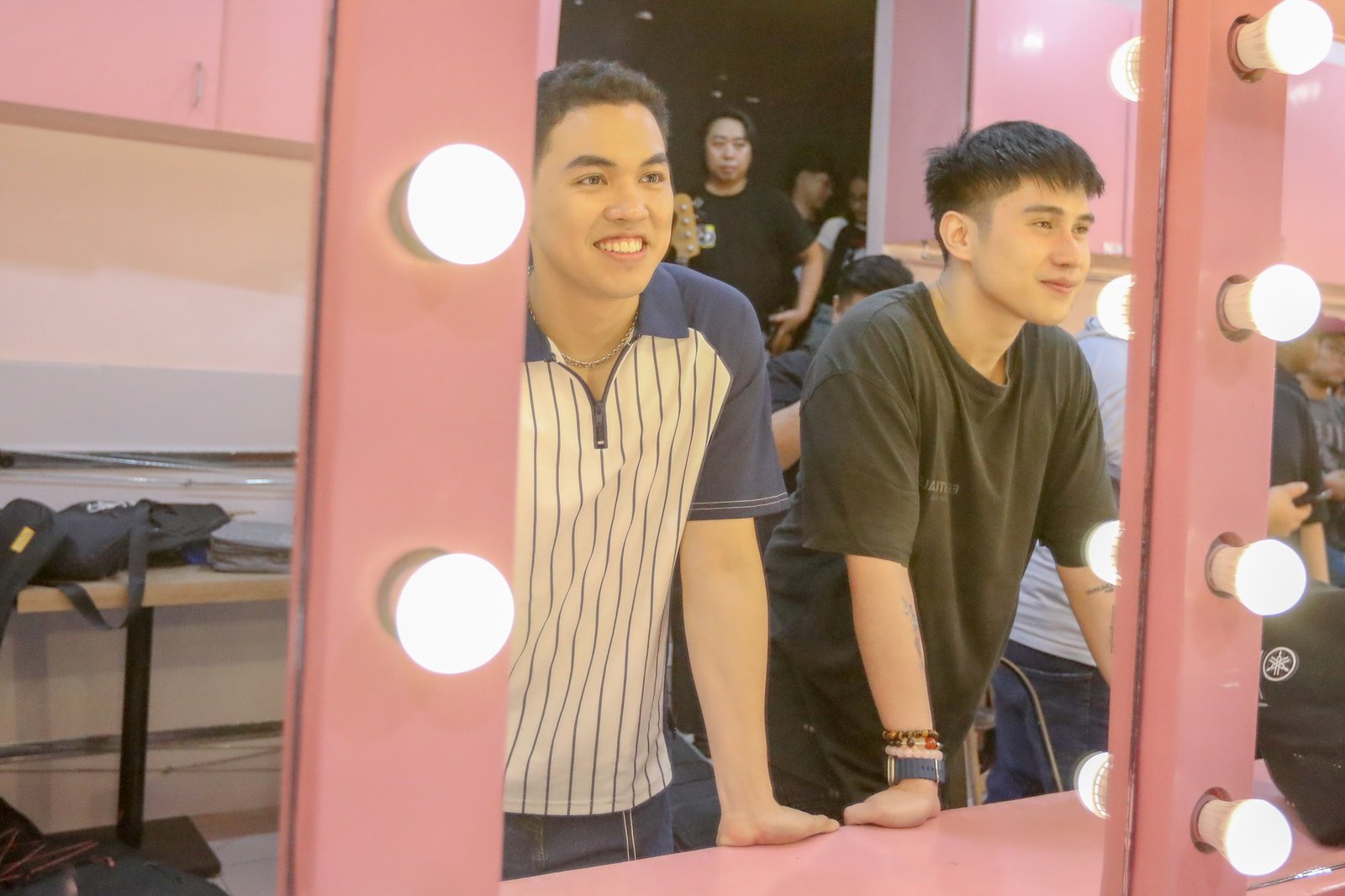 Rising original Filipino music acts Kavi and Waltz drops two separate singles that suggests a new take on OPM. Kavi releases his debut single “Ulan,” a mellow pop track that suggests melancholy, and having separation anxiety with someone he dears. Waltz on the other hand, drops a new song titled “Cold Soup,”that suggests acceptance.| Aram Lascano