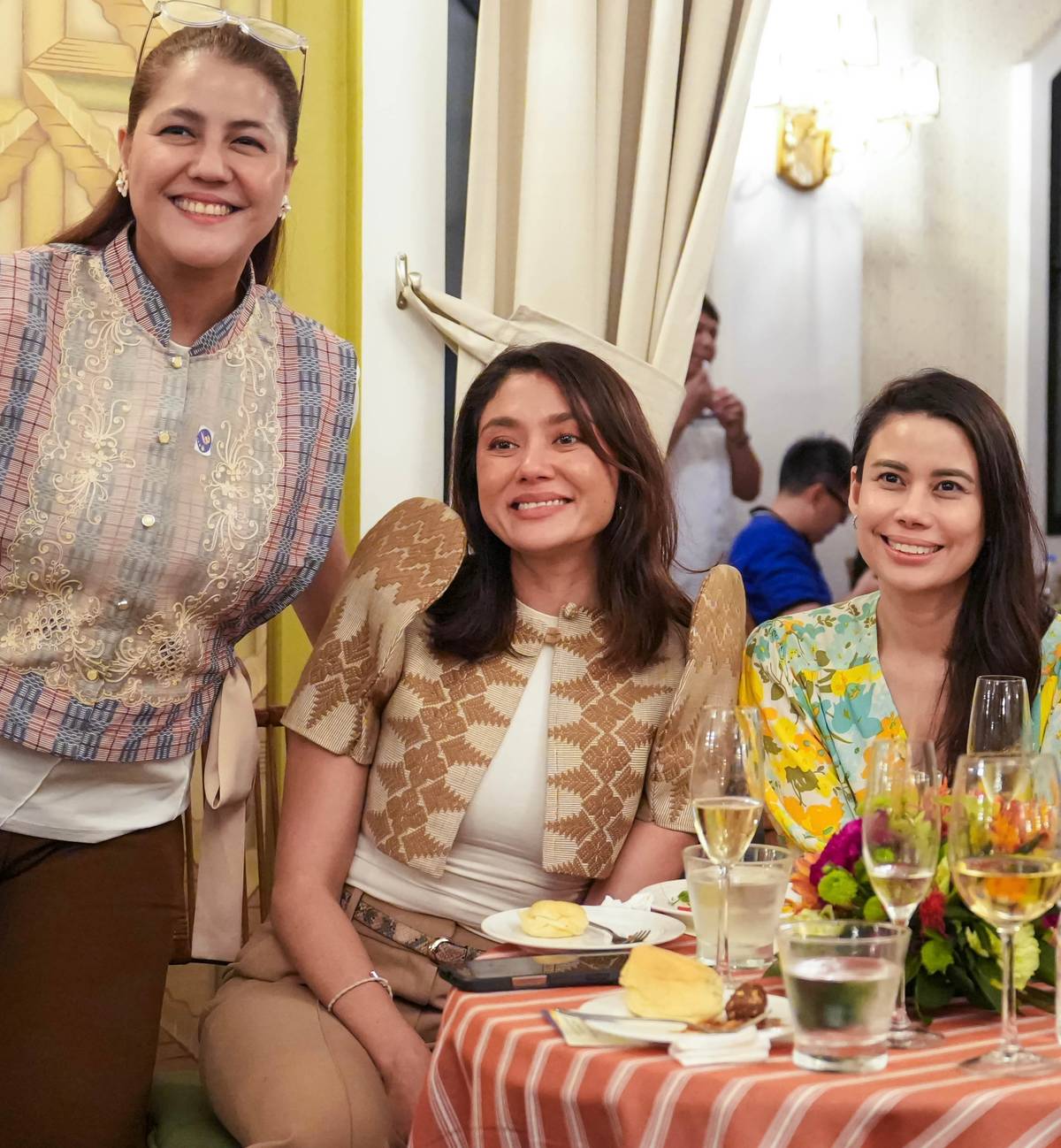 Cristal Bagatsing, Dina Tantoco, Trina Enverga.
