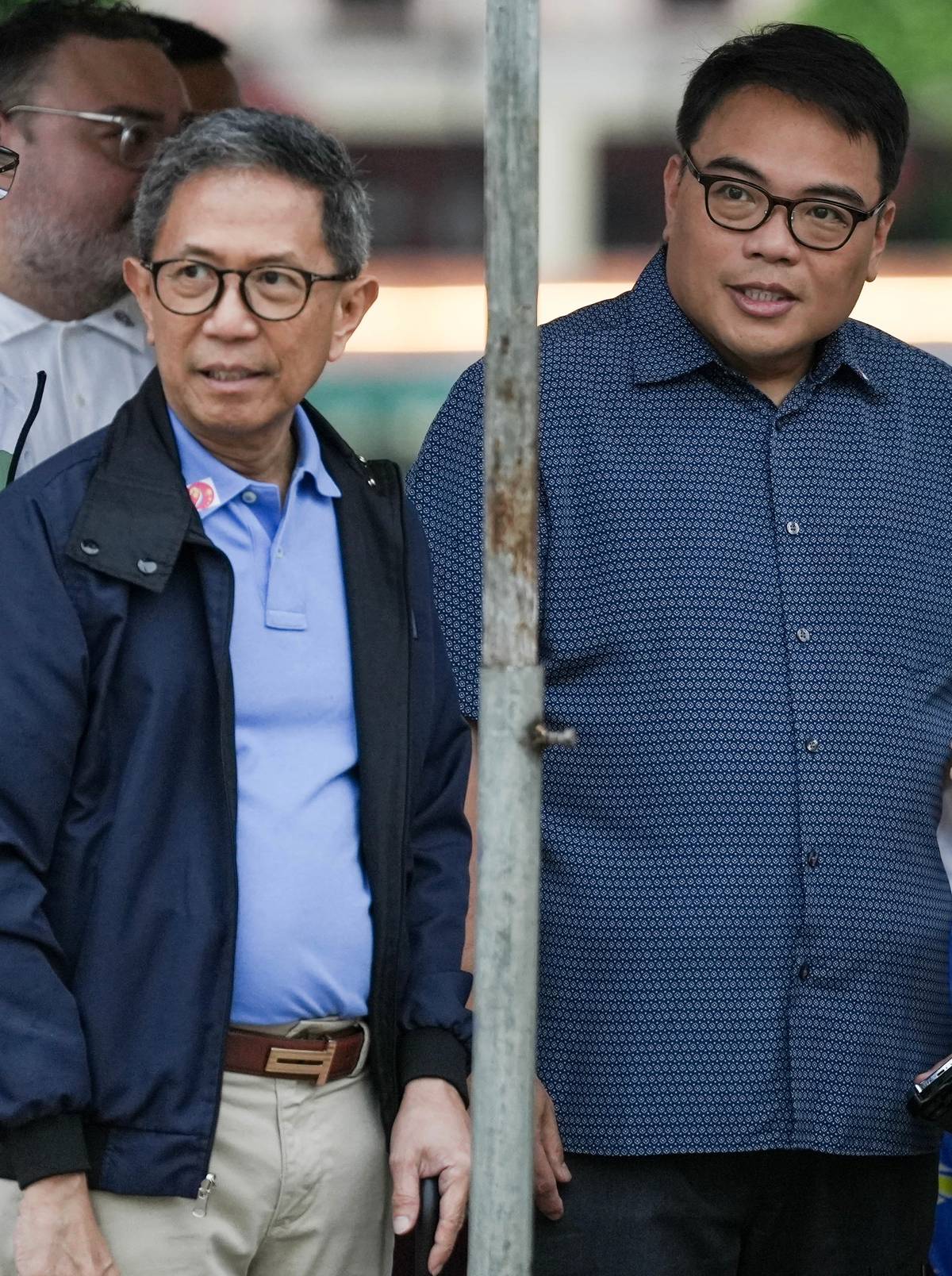 Secretary Raphael Perpetuo M. Lotilla, MMDA chairman Romando Artes.