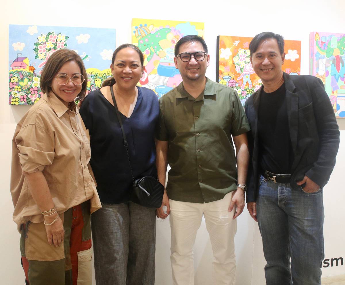Gallery director Maris Holopainen, Rachel Genco, Dr. Fremont Base and curator JT Gonzales.