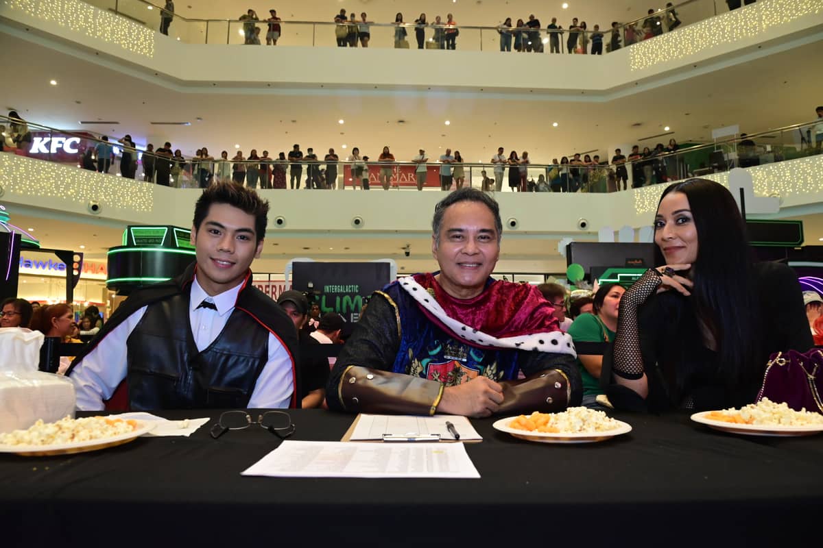 Judges joker, John Arcilla and Joey Mead-King