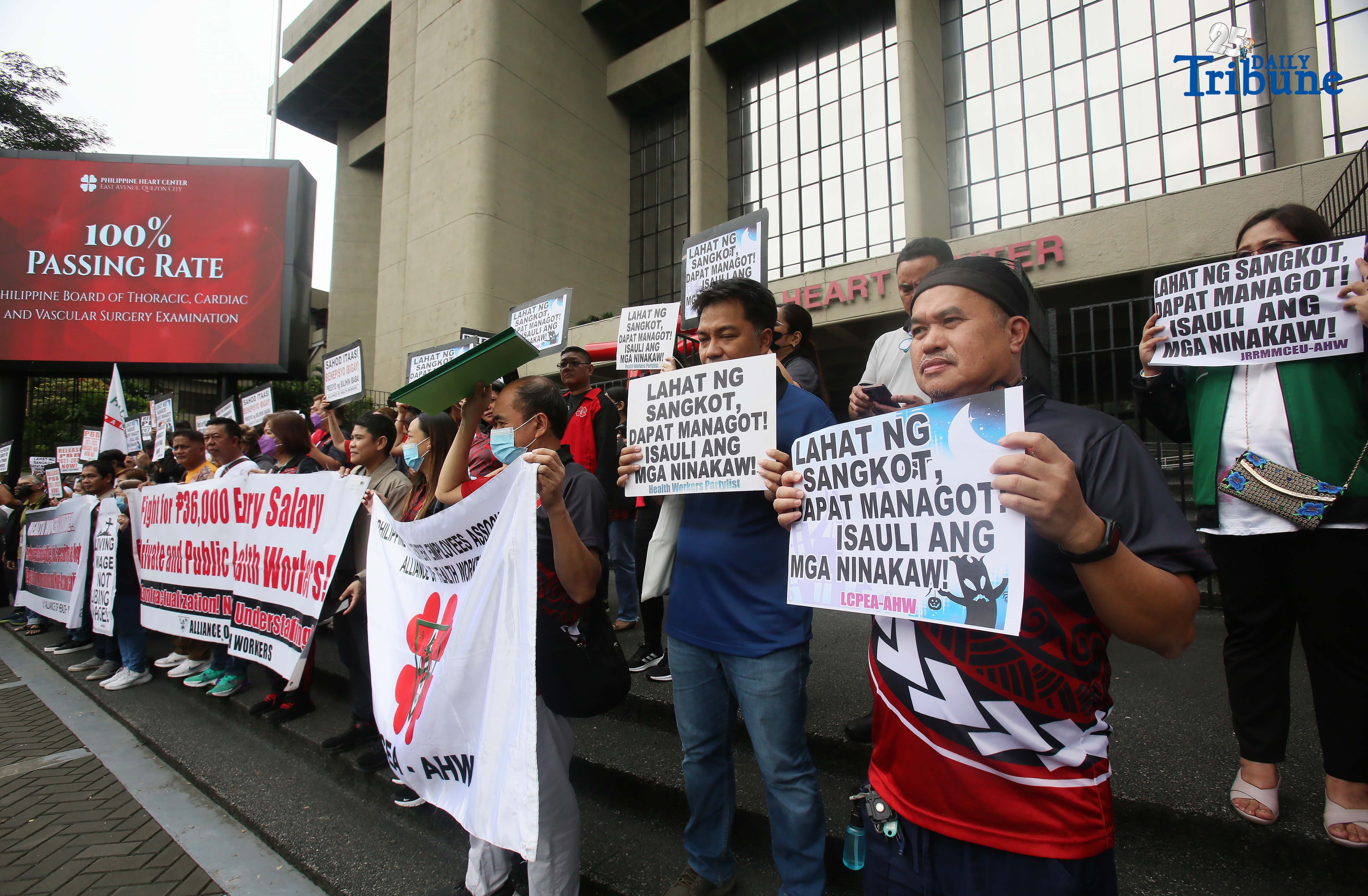 (October 30 2025) Members of Alliance of Health Workers from various public hospital hold a Halloween protest action In front of Philippine Heart Center, East Avenue, Quezon City on Thursday October 30 2025, to condemned the government’s continued neglect of health workers welfare and the worsening condition of public hospitals. Photo/Analy Labor