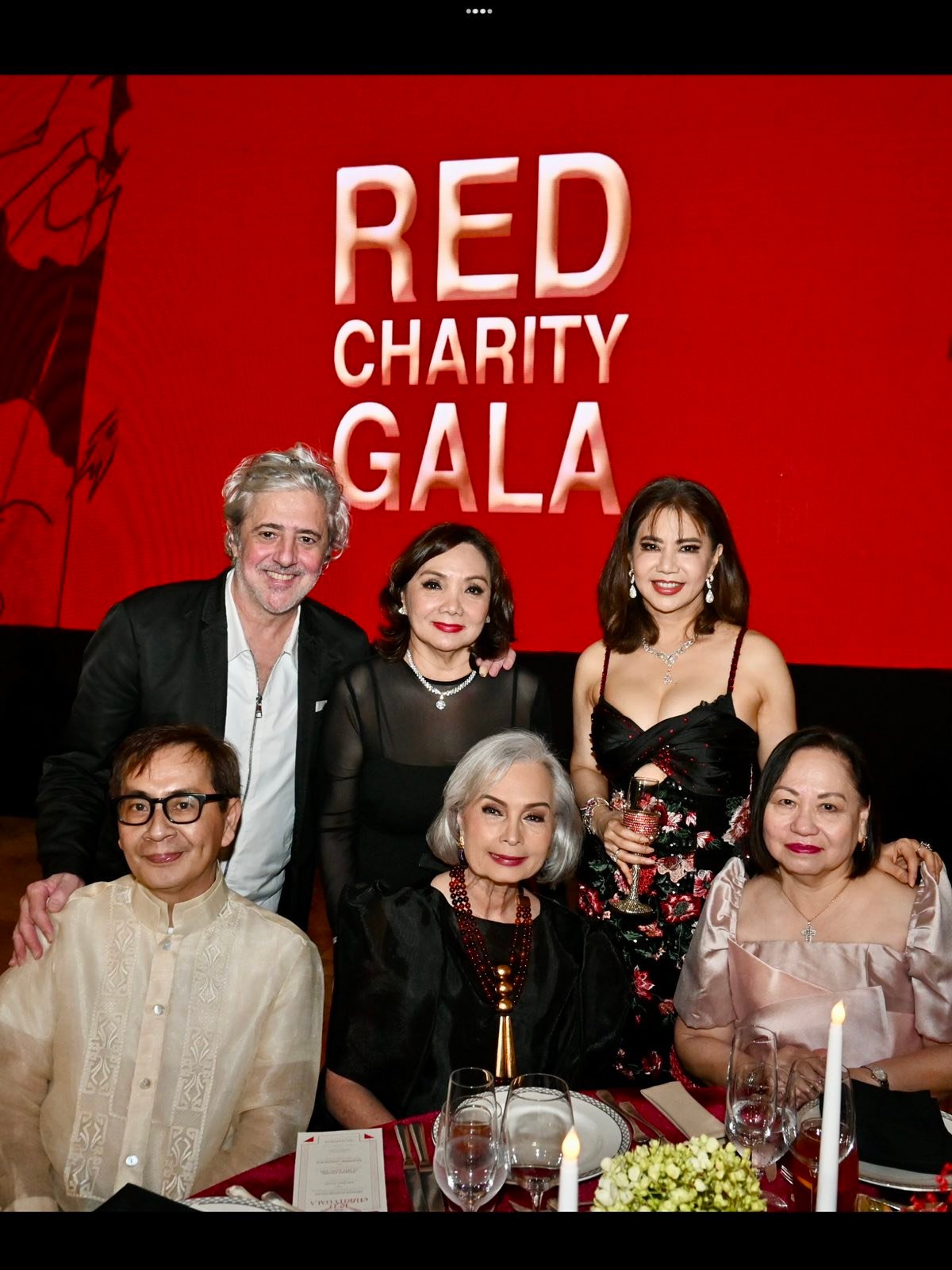 Arnel Patawaran, Margie Moran Floirendo, Thelma Sioson San Juan (seated) and  Youri Augousti, Alice Samson and your columnist (standing).