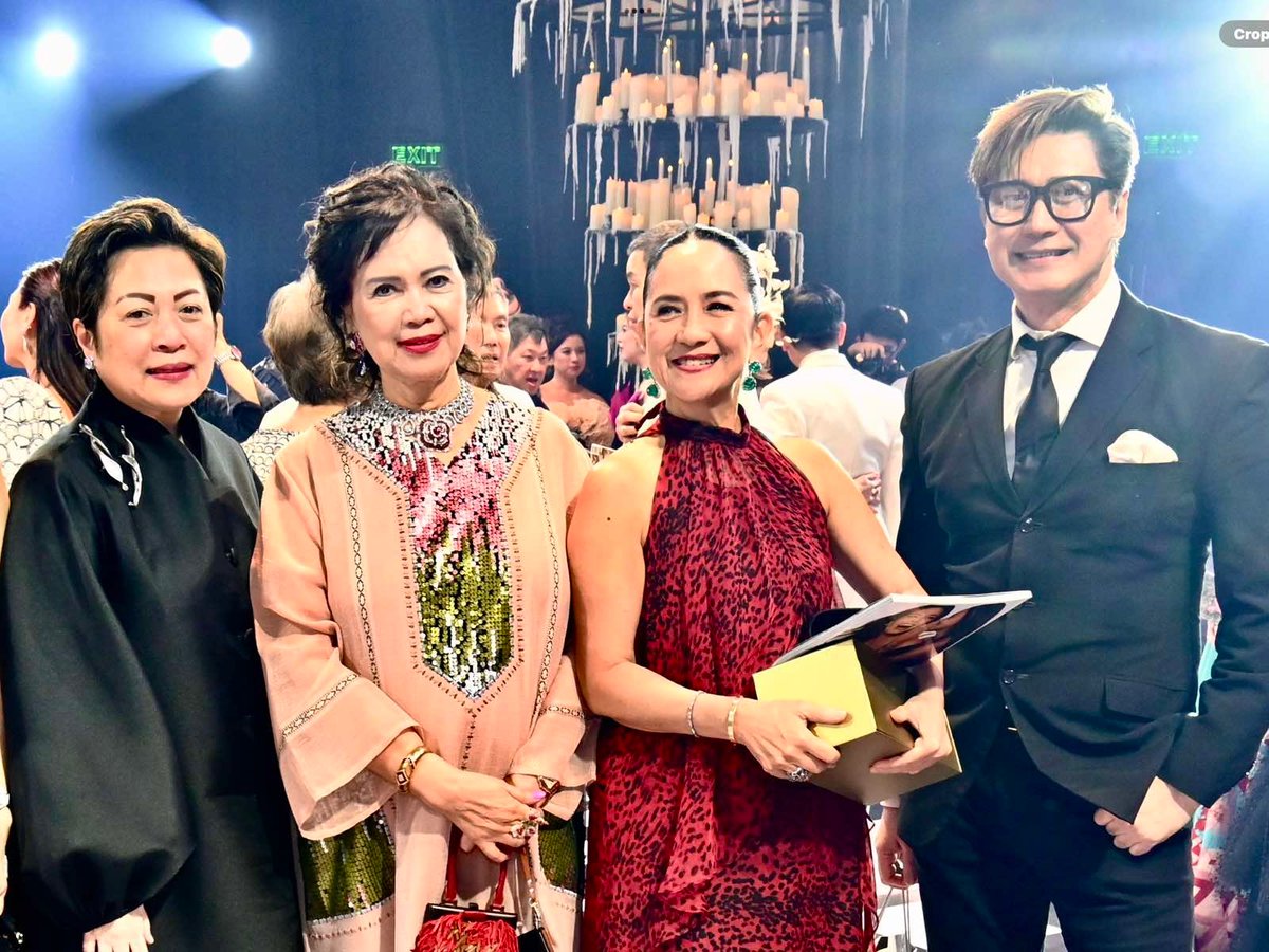 Irene Nubla, Nini Licaros, Mia Borromeo and Chris Badiol.