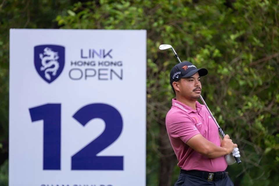 Tabuena stays hot, opens with 66
