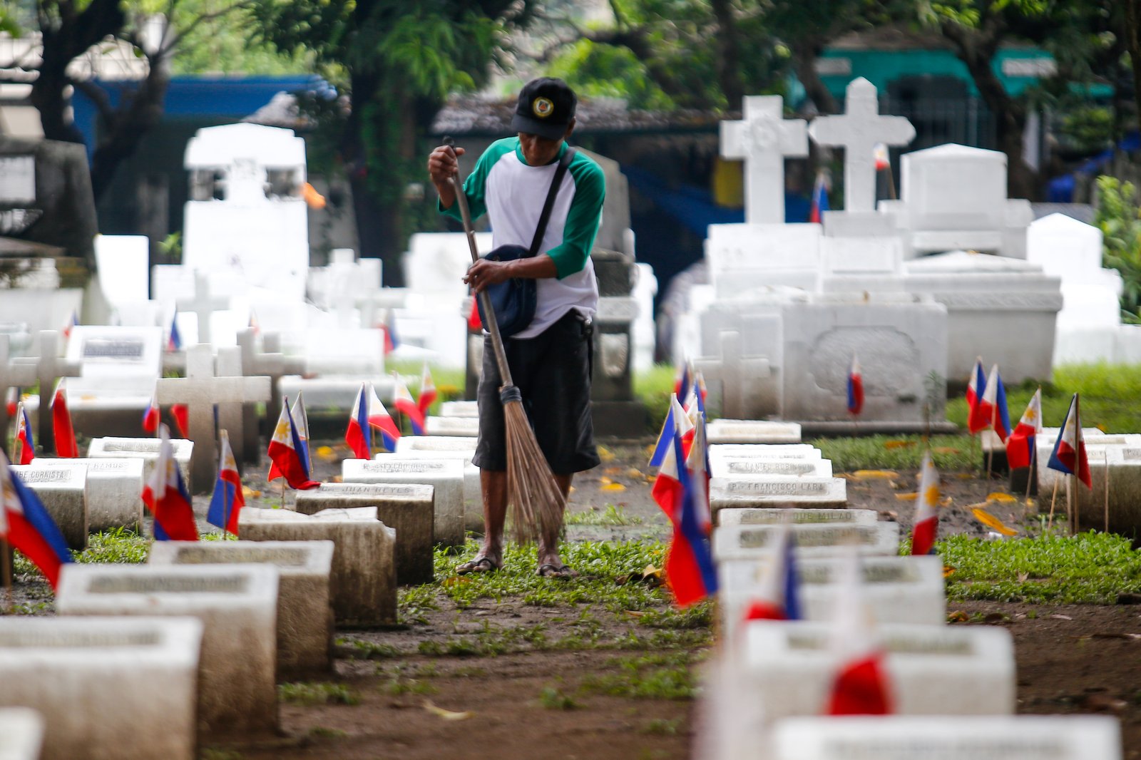 The situation at the Manila North Cemetery as people visit their dearly departed on Friday, 31 October 2025, ahead of All Saints' Day. The Manila North Cemetery administration is expecting the crowd to reach 2 million visitors by 02 November.